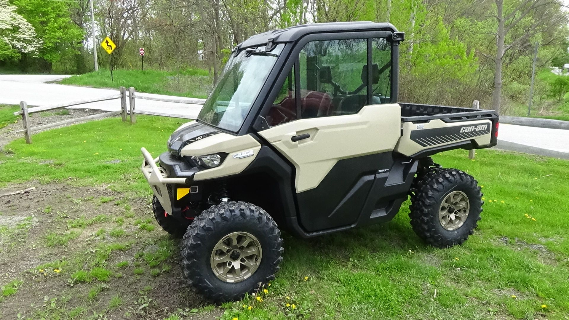 2024 Can-Am Defender Limited HD10 in Bennington, Vermont - Photo 1
