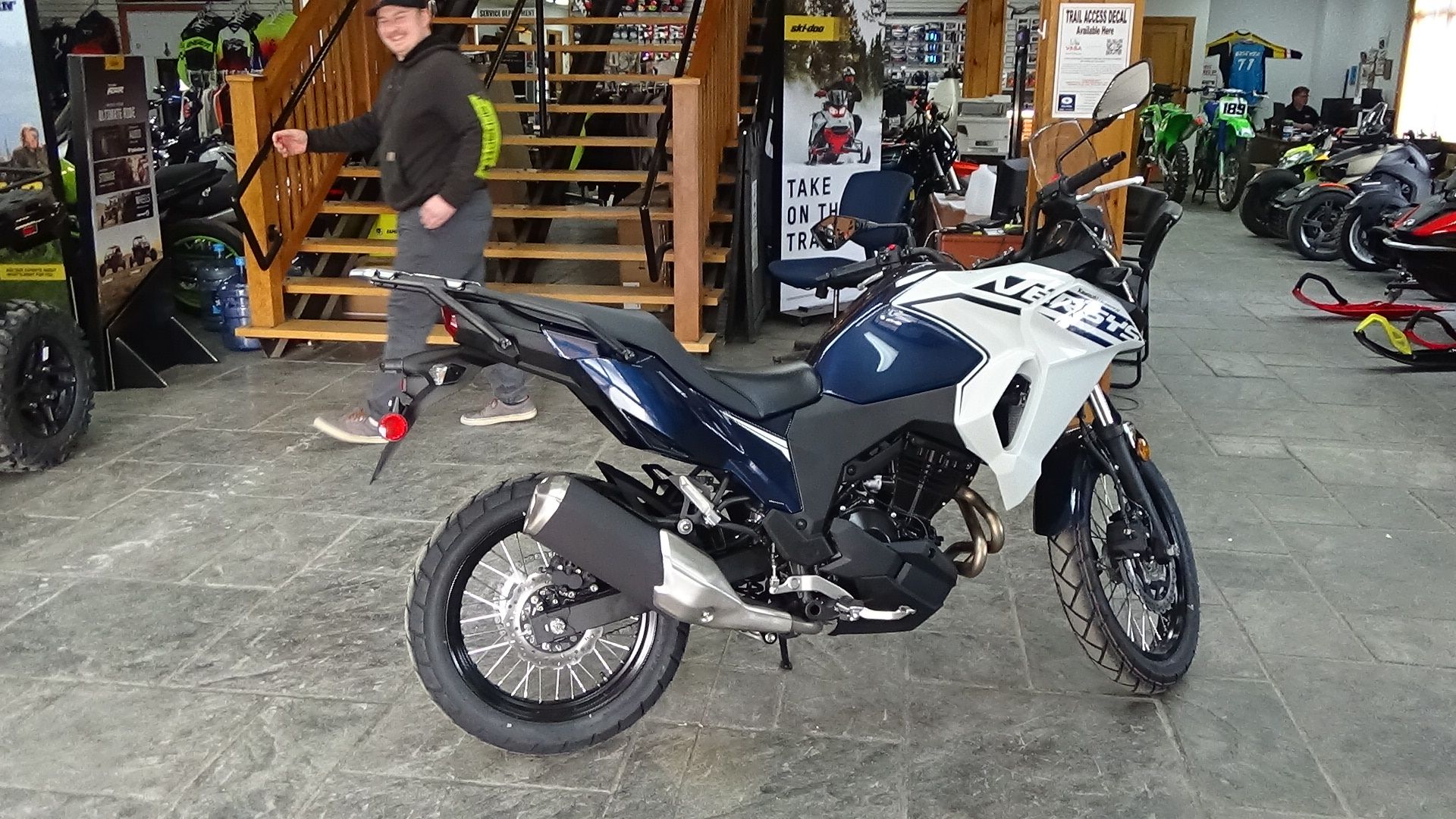 2022 Kawasaki Versys-X 300 ABS in Bennington, Vermont - Photo 2