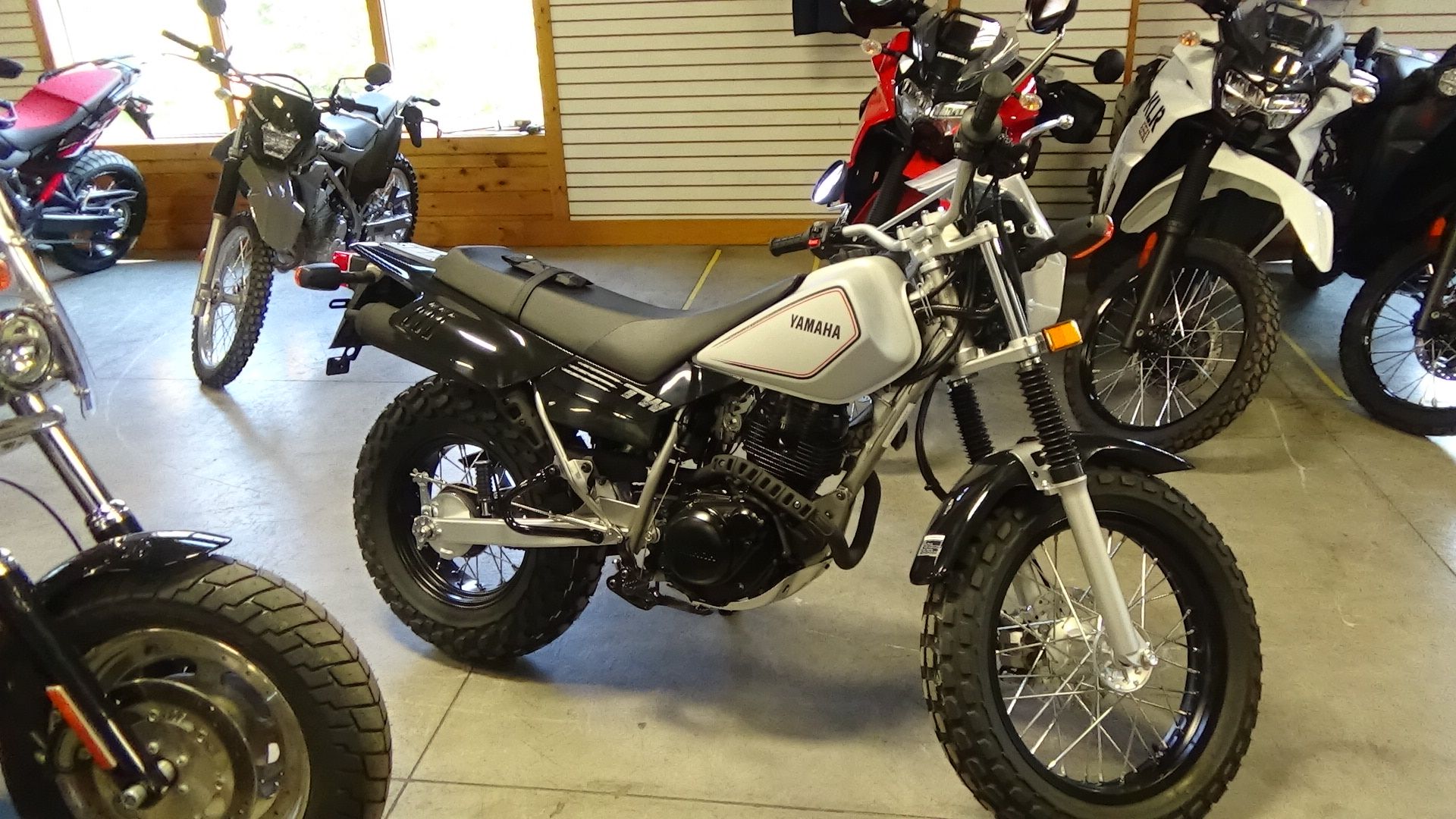 2025 Yamaha TW200 in Bennington, Vermont - Photo 2