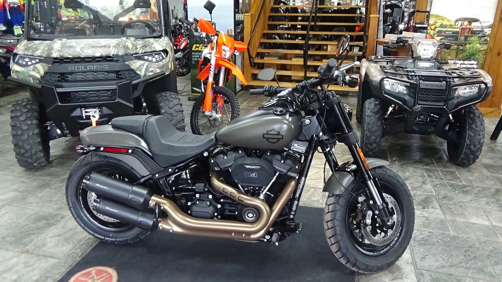 2018 Harley-Davidson Fat Bob® 114 in Bennington, Vermont - Photo 2