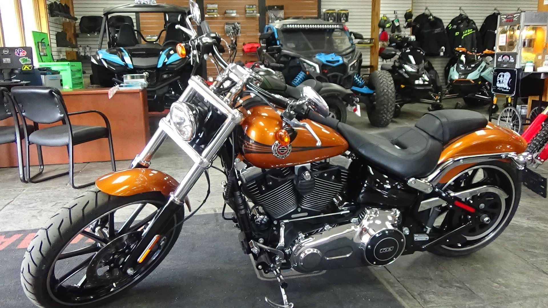 2014 Harley-Davidson Breakout® in Bennington, Vermont - Photo 2
