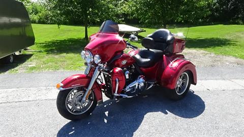 2013 Harley-Davidson Tri Glide® Ultra Classic® in Bennington, Vermont - Photo 3