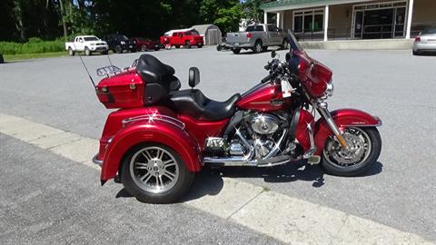 2013 Harley-Davidson Tri Glide® Ultra Classic® in Bennington, Vermont - Photo 8