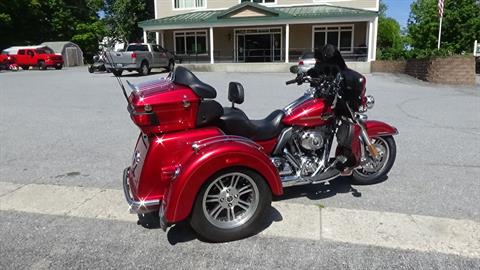 2013 Harley-Davidson Tri Glide® Ultra Classic® in Bennington, Vermont - Photo 9