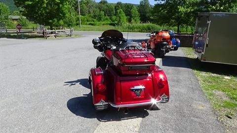 2013 Harley-Davidson Tri Glide® Ultra Classic® in Bennington, Vermont - Photo 12