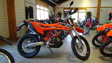 2024 KTM 690 Enduro R in Bennington, Vermont - Photo 2