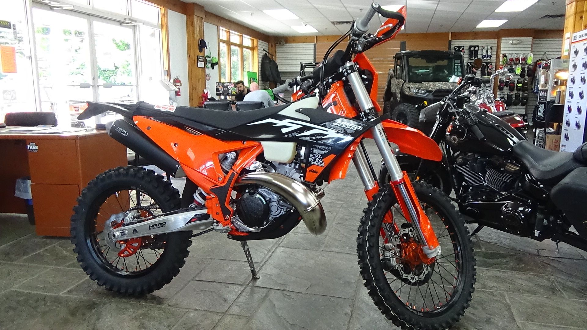 2025 KTM 300 XC-W Hardenduro in Bennington, Vermont - Photo 7