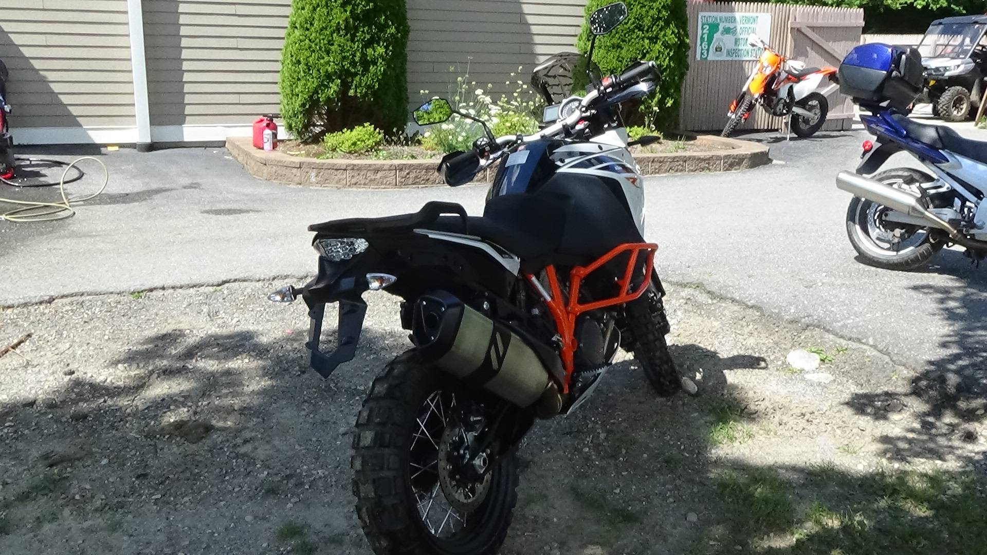 ktm 1090 price