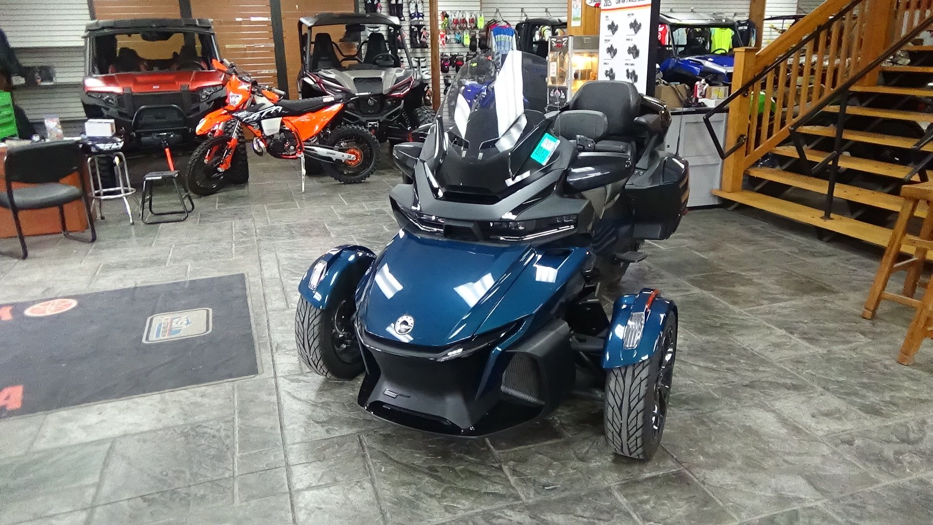 2021 Can-Am Spyder RT Limited in Bennington, Vermont - Photo 3