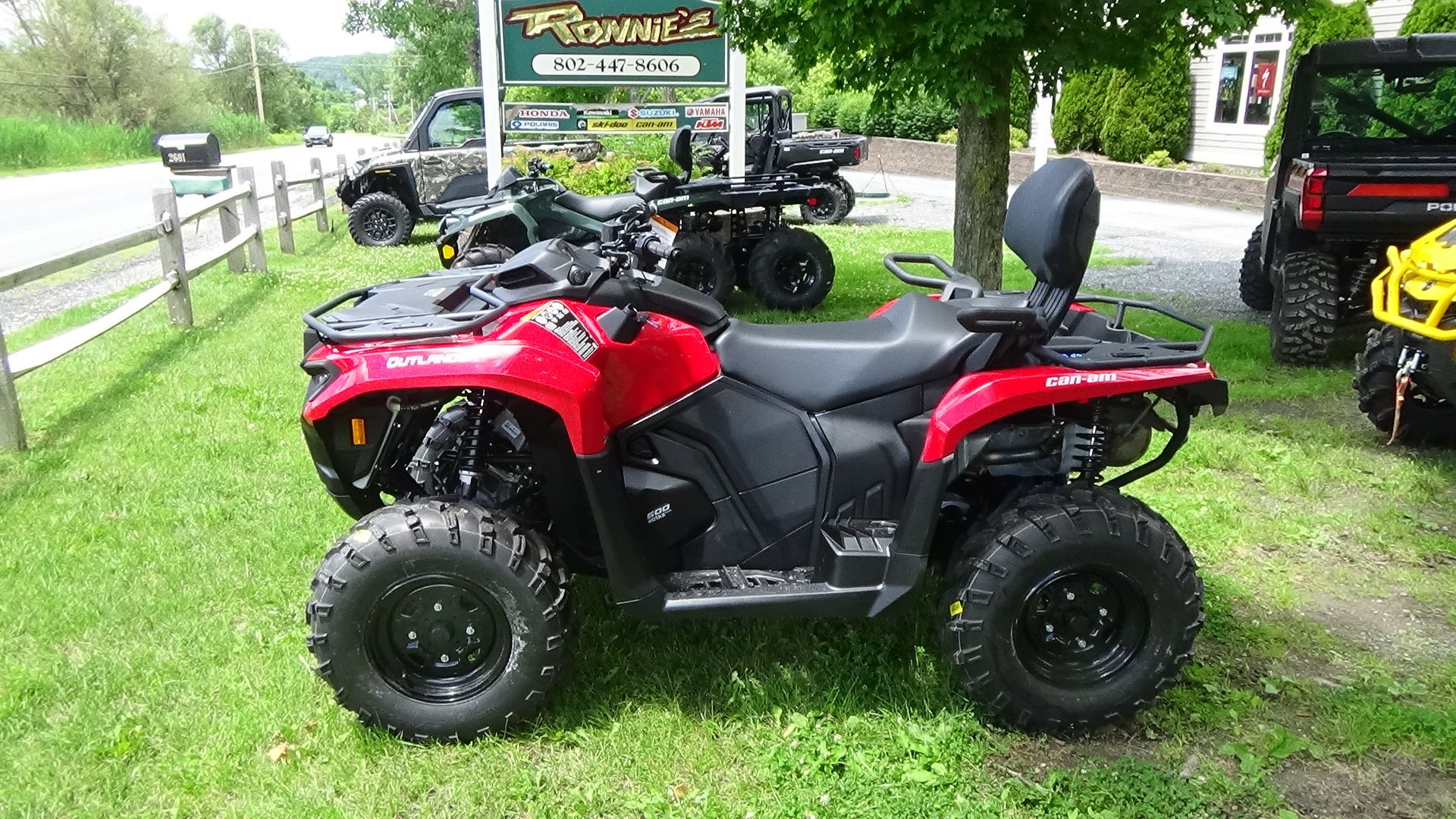 2023 Can-Am Outlander MAX DPS 500 in Bennington, Vermont - Photo 2