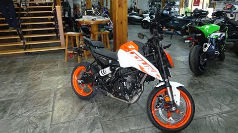 2024 KTM 250 Duke in Bennington, Vermont - Photo 3