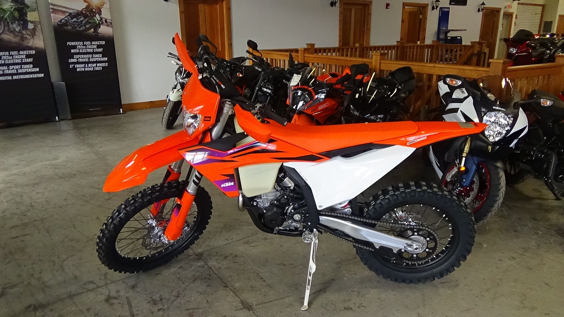 2024 KTM 350 XW-F in Bennington, Vermont - Photo 2