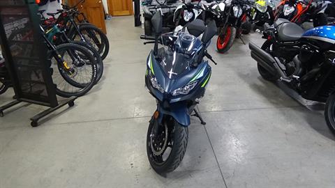 2022 Kawasaki Ninja 400 ABS in Bennington, Vermont - Photo 3