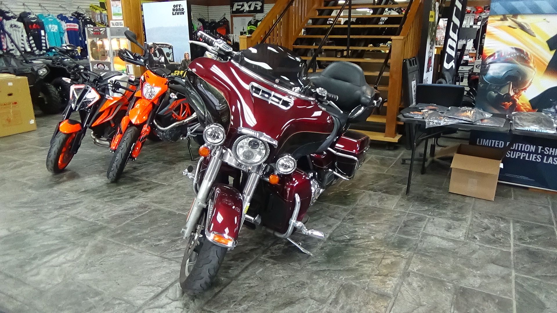 2014 Harley-Davidson Electra Glide® Ultra Classic® in Bennington, Vermont - Photo 2