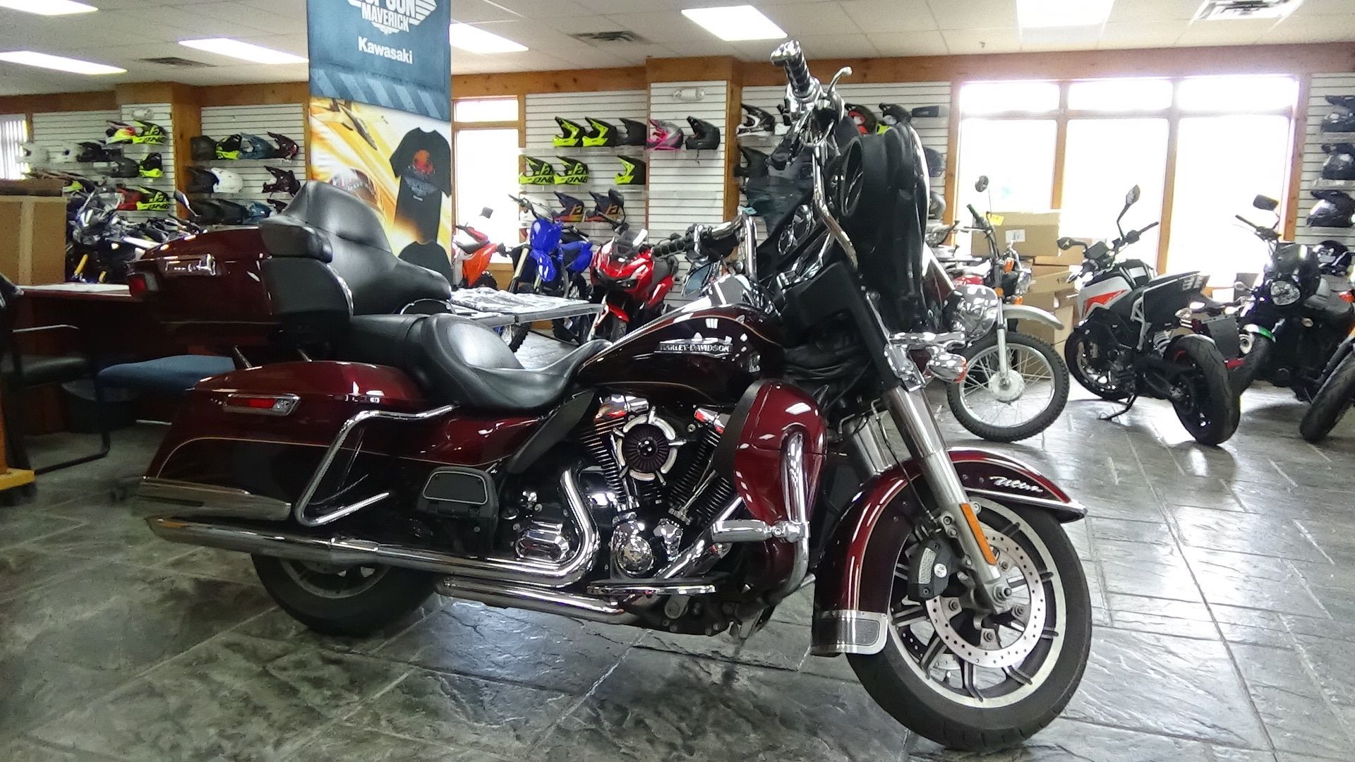 2014 Harley-Davidson Electra Glide® Ultra Classic® in Bennington, Vermont - Photo 6