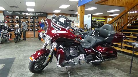 2014 Harley-Davidson Electra Glide® Ultra Classic® in Bennington, Vermont - Photo 9