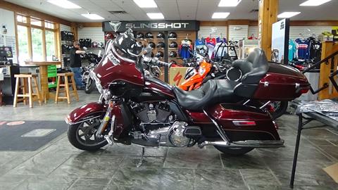 2014 Harley-Davidson Electra Glide® Ultra Classic® in Bennington, Vermont - Photo 10