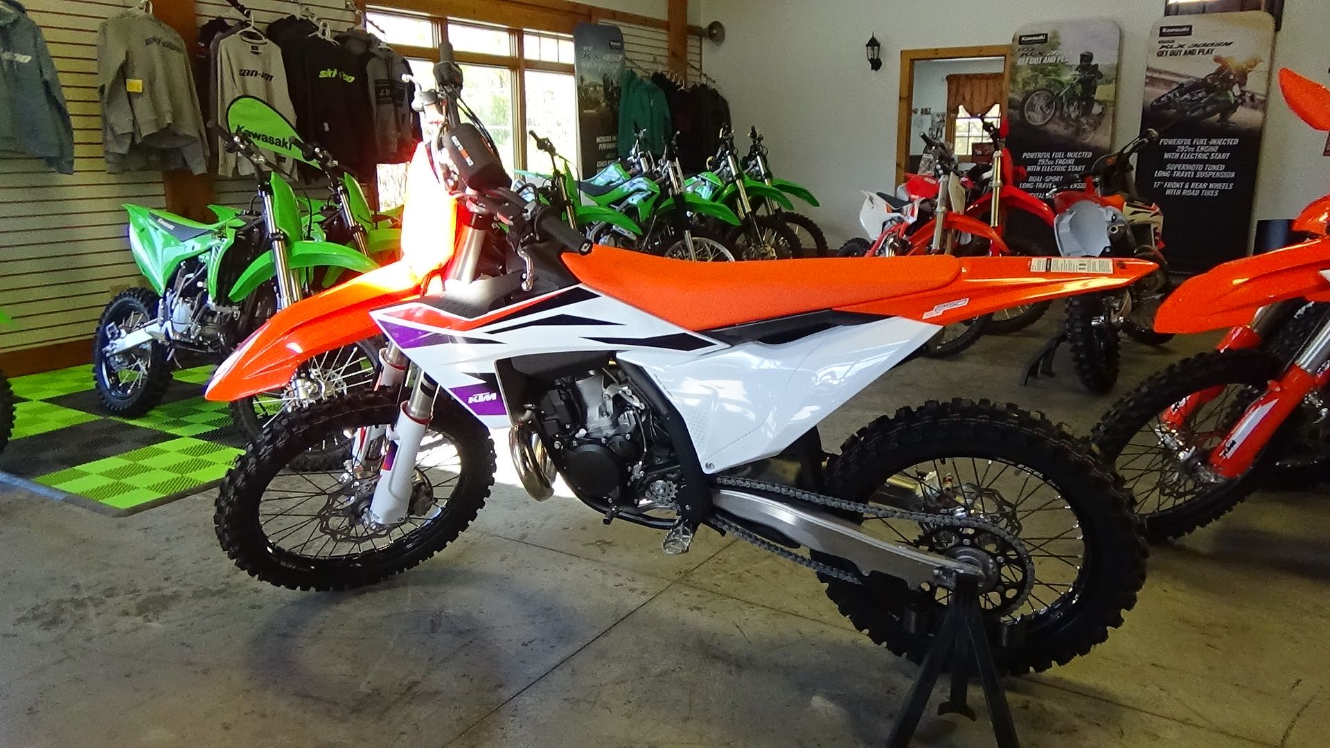 2024 KTM 250 SX in Bennington, Vermont - Photo 6