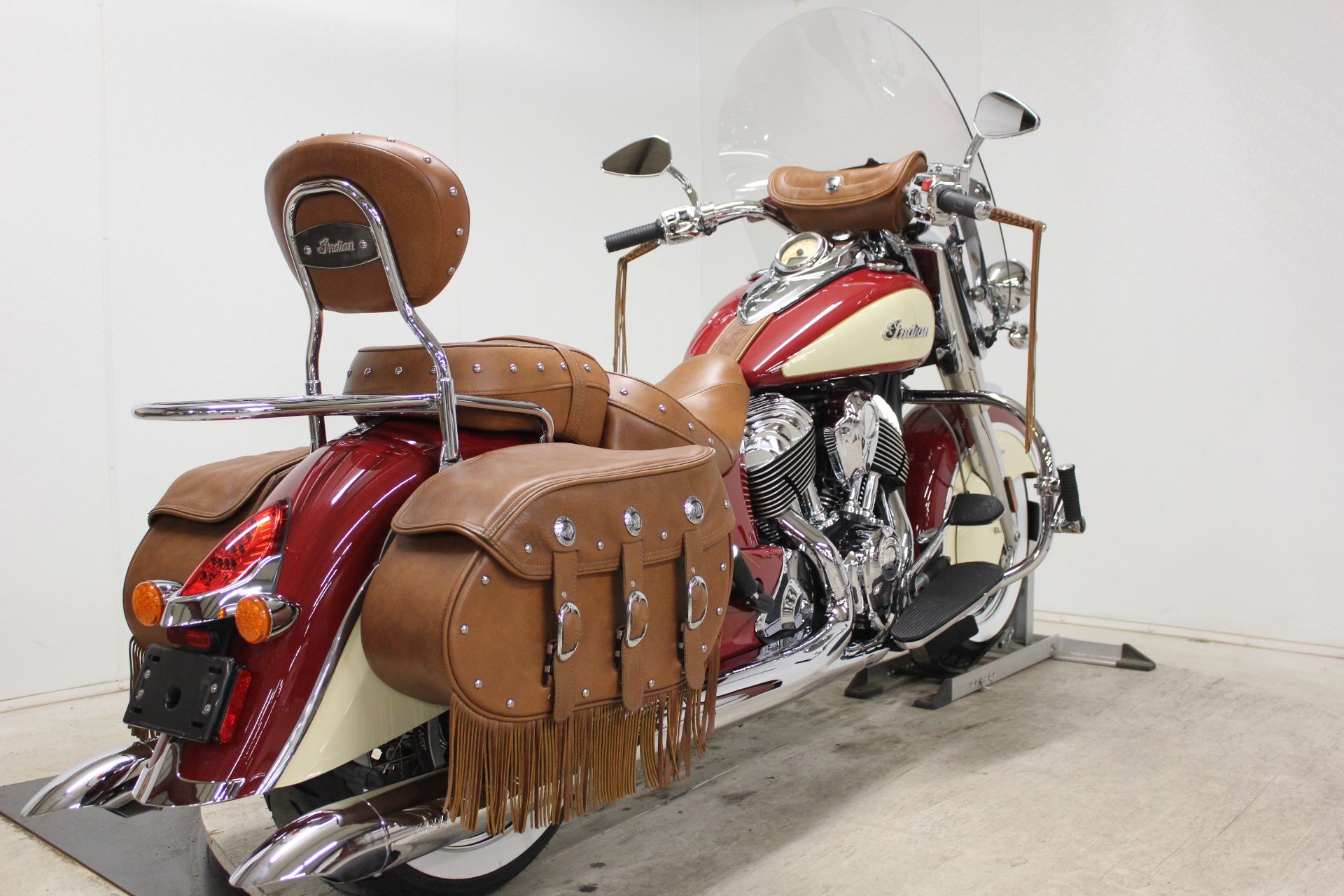 2015 Indian Chief® Vintage in Pittsfield, Massachusetts - Photo 8