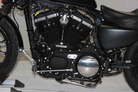 2015 Harley-Davidson Iron 883™ in Pittsfield, Massachusetts - Photo 13