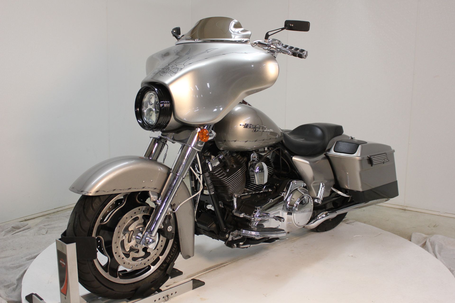 2009 Harley-Davidson Street Glide® in Pittsfield, Massachusetts - Photo 8