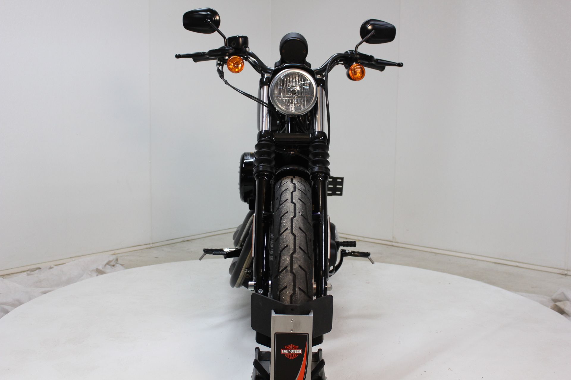 2019 Harley-Davidson Iron 883™ in Pittsfield, Massachusetts - Photo 7