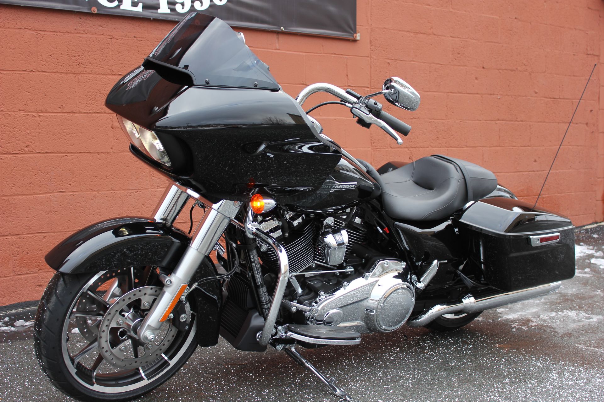 2021 Harley-Davidson Road Glide® in Pittsfield, Massachusetts - Photo 2