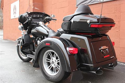2014 Harley-Davidson Tri Glide® Ultra in Pittsfield, Massachusetts - Photo 5