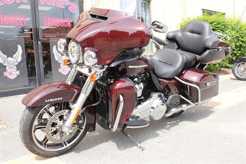 2021 Harley-Davidson Ultra Limited in Pittsfield, Massachusetts - Photo 2