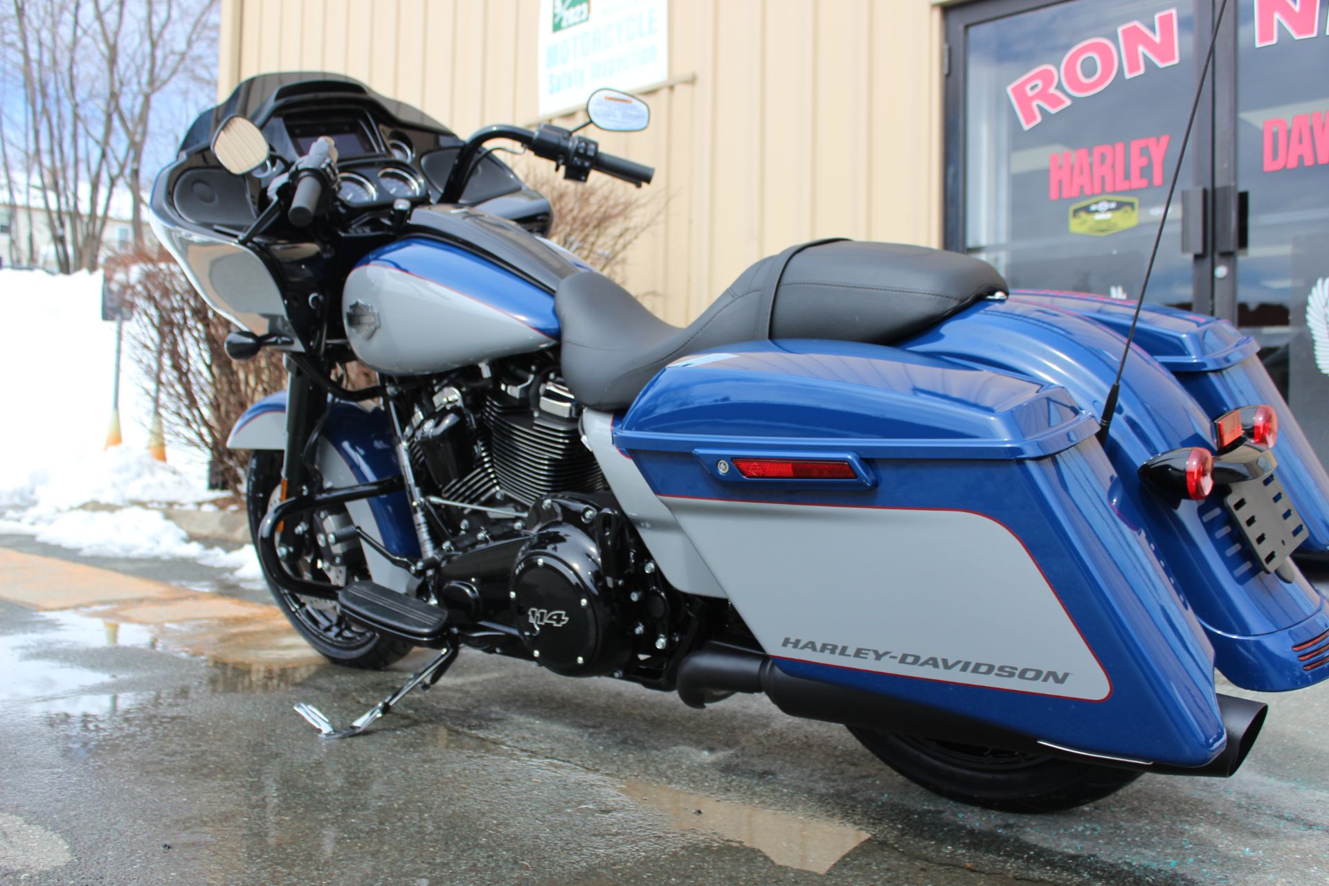 2023 Harley-Davidson Road Glide® Special in Pittsfield, Massachusetts - Photo 2