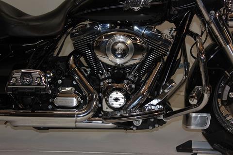2013 Harley-Davidson Road King® Classic in Pittsfield, Massachusetts - Photo 13
