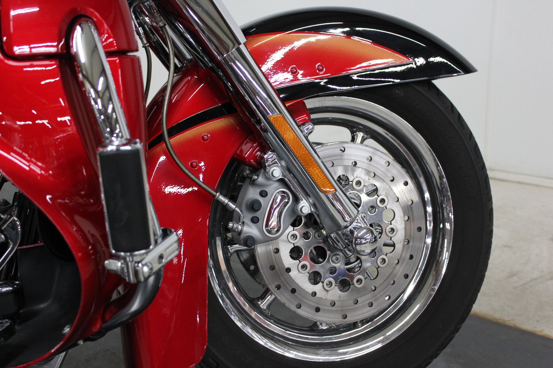 2007 Harley-Davidson CVO™ Screamin' Eagle® Ultra Classic® Electra Glide® in Pittsfield, Massachusetts - Photo 6