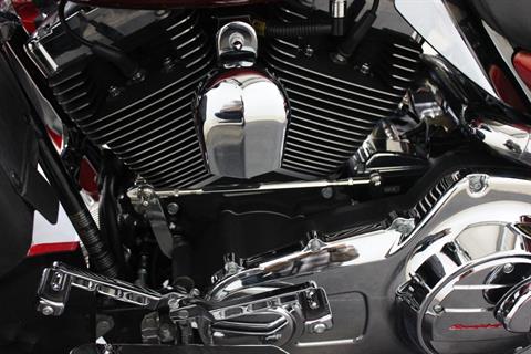 2007 Harley-Davidson CVO™ Screamin' Eagle® Ultra Classic® Electra Glide® in Pittsfield, Massachusetts - Photo 10