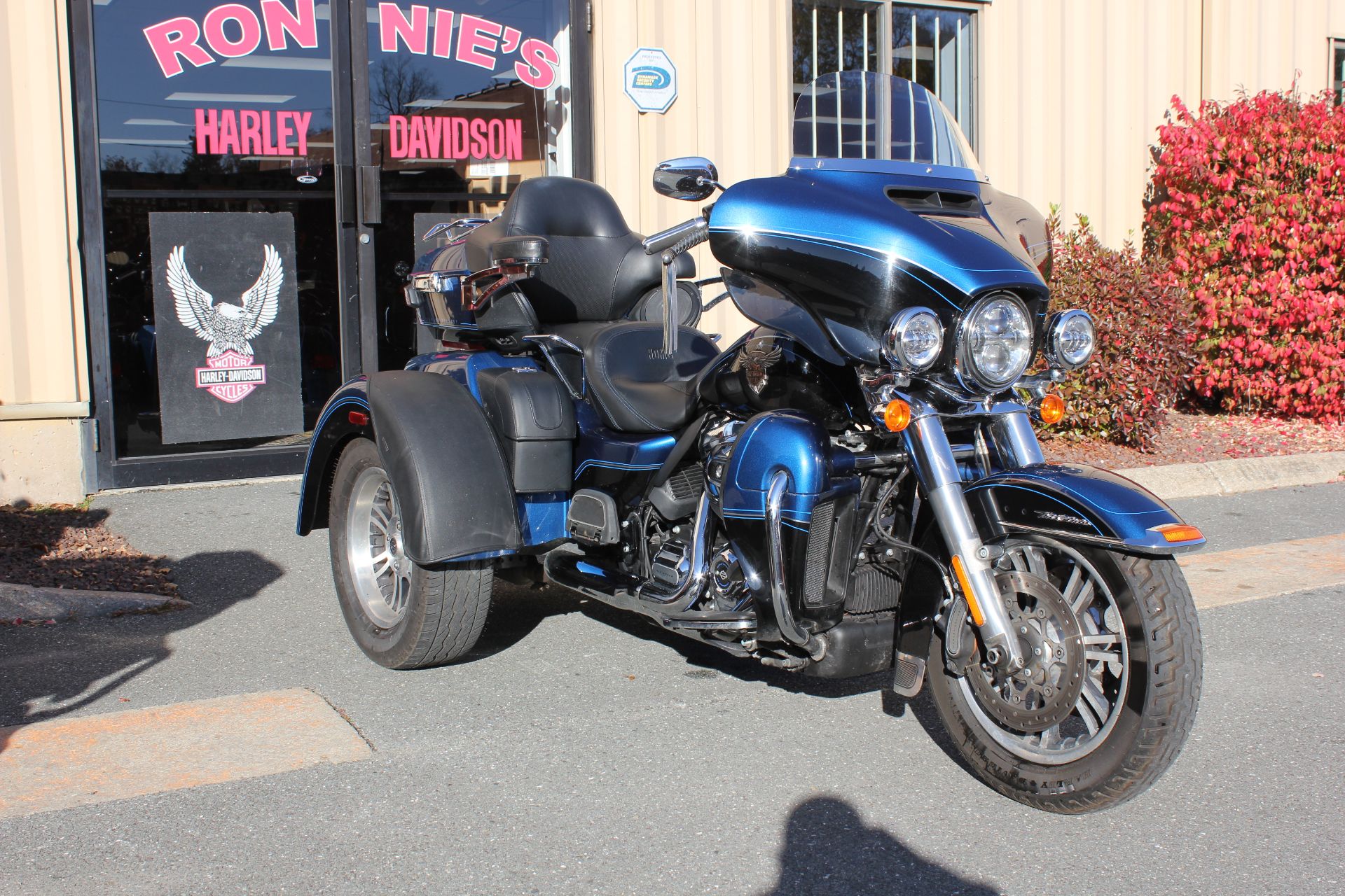 2018 Harley-Davidson Tri Glide® Ultra in Pittsfield, Massachusetts - Photo 4
