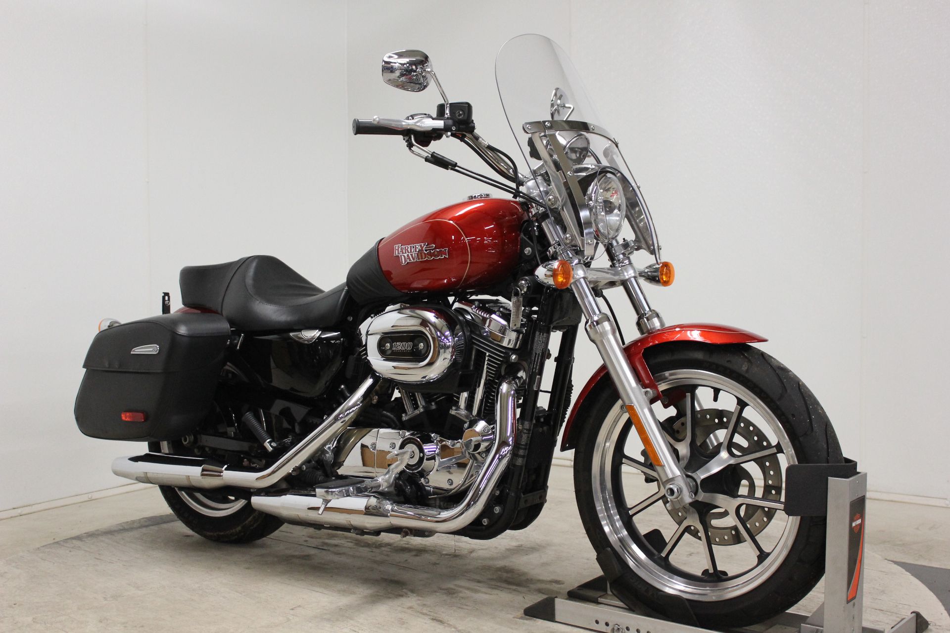 2014 Harley-Davidson SuperLow® 1200T in Pittsfield, Massachusetts - Photo 2