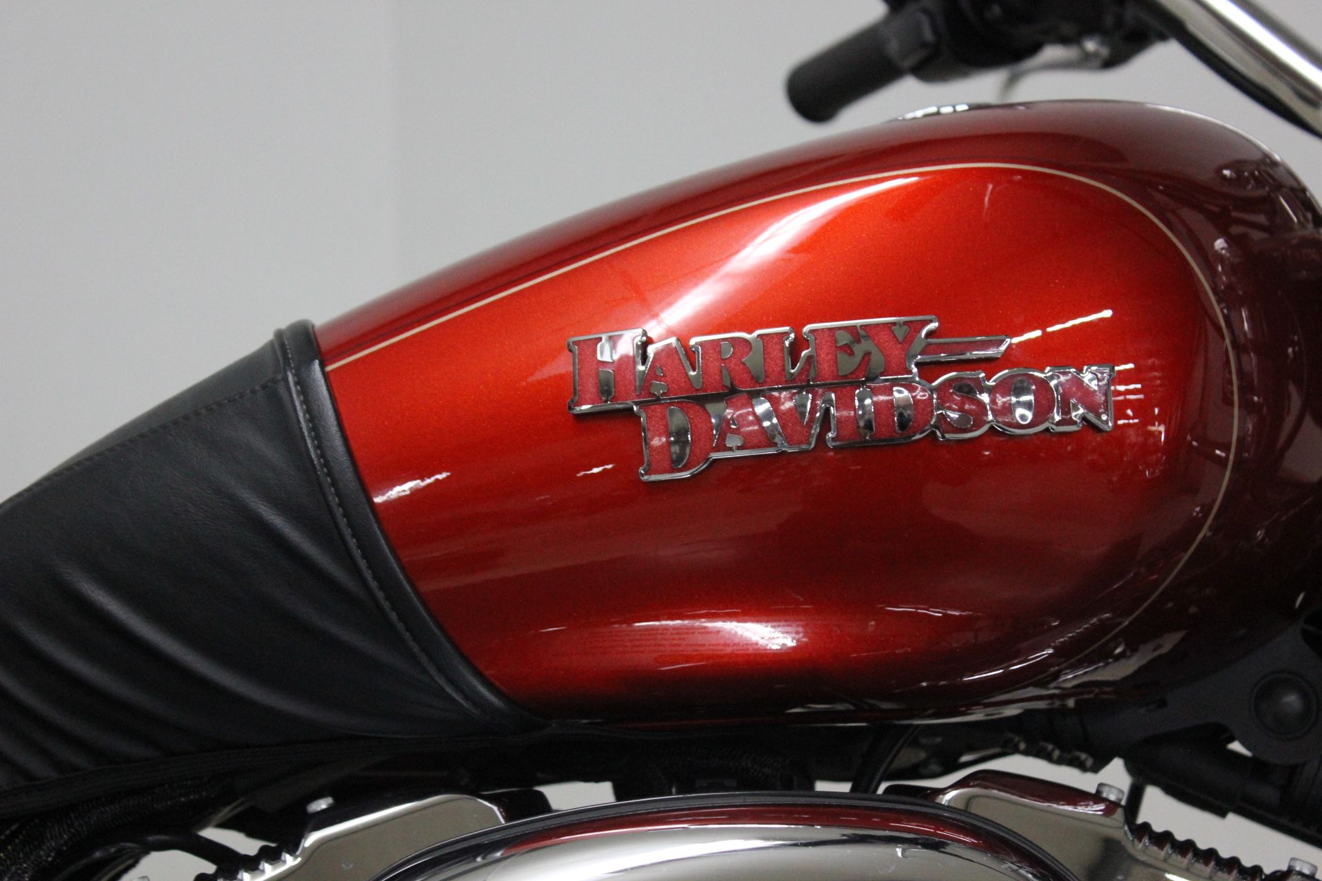 2014 Harley-Davidson SuperLow® 1200T in Pittsfield, Massachusetts - Photo 7