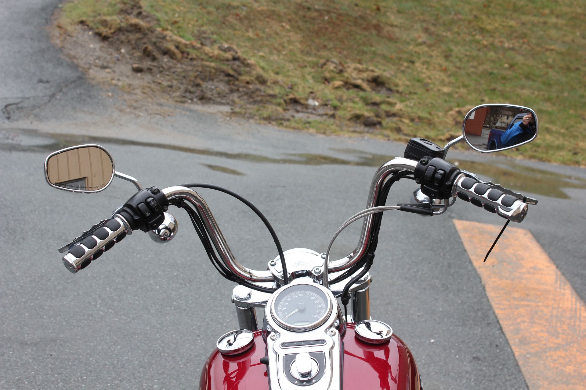 2005 Harley-Davidson DYNA WIDE GLIDE in Pittsfield, Massachusetts - Photo 5