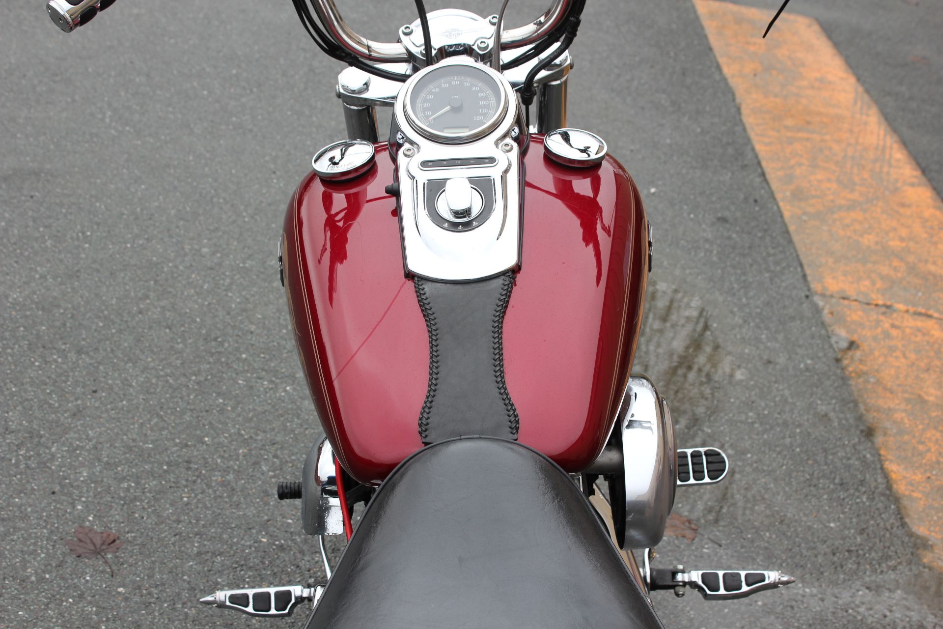 2005 Harley-Davidson DYNA WIDE GLIDE in Pittsfield, Massachusetts - Photo 6