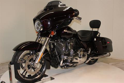 2014 Harley-Davidson Street Glide® Special in Pittsfield, Massachusetts - Photo 8