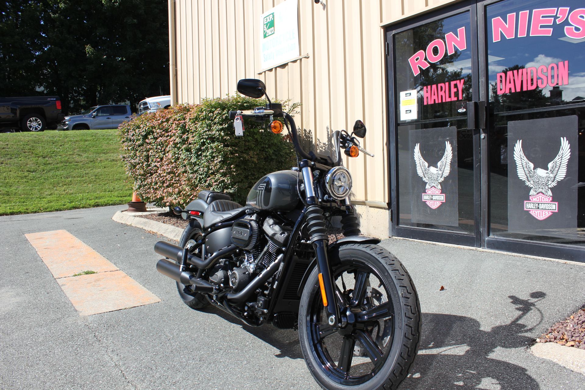 2022 Harley-Davidson Street Bob® 114 in Pittsfield, Massachusetts - Photo 5