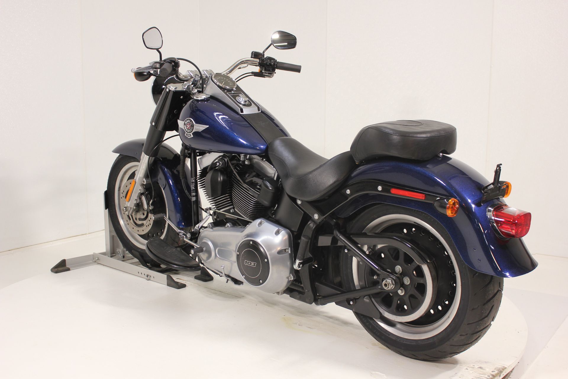 2012 Harley-Davidson Softail® Fat Boy® Lo in Pittsfield, Massachusetts - Photo 2