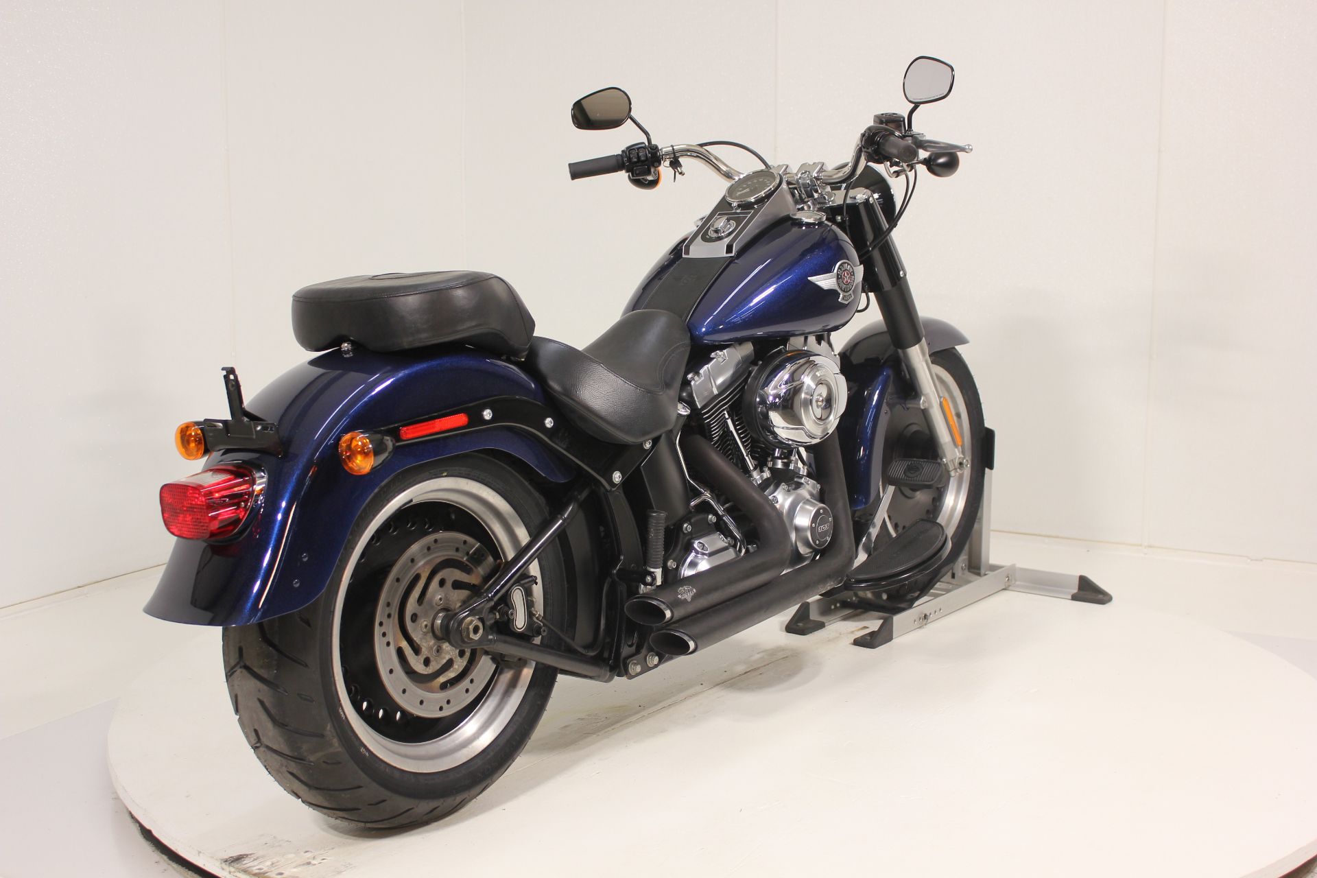 2012 Harley-Davidson Softail® Fat Boy® Lo in Pittsfield, Massachusetts - Photo 4