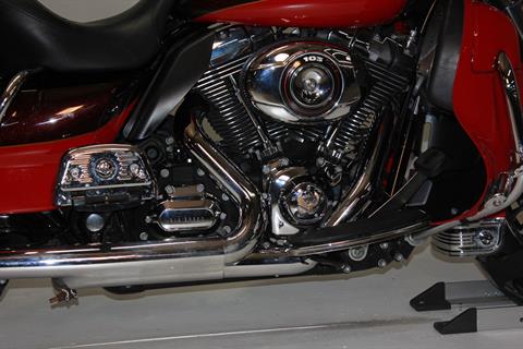 2010 Harley-Davidson Electra Glide® Ultra Limited in Pittsfield, Massachusetts - Photo 16