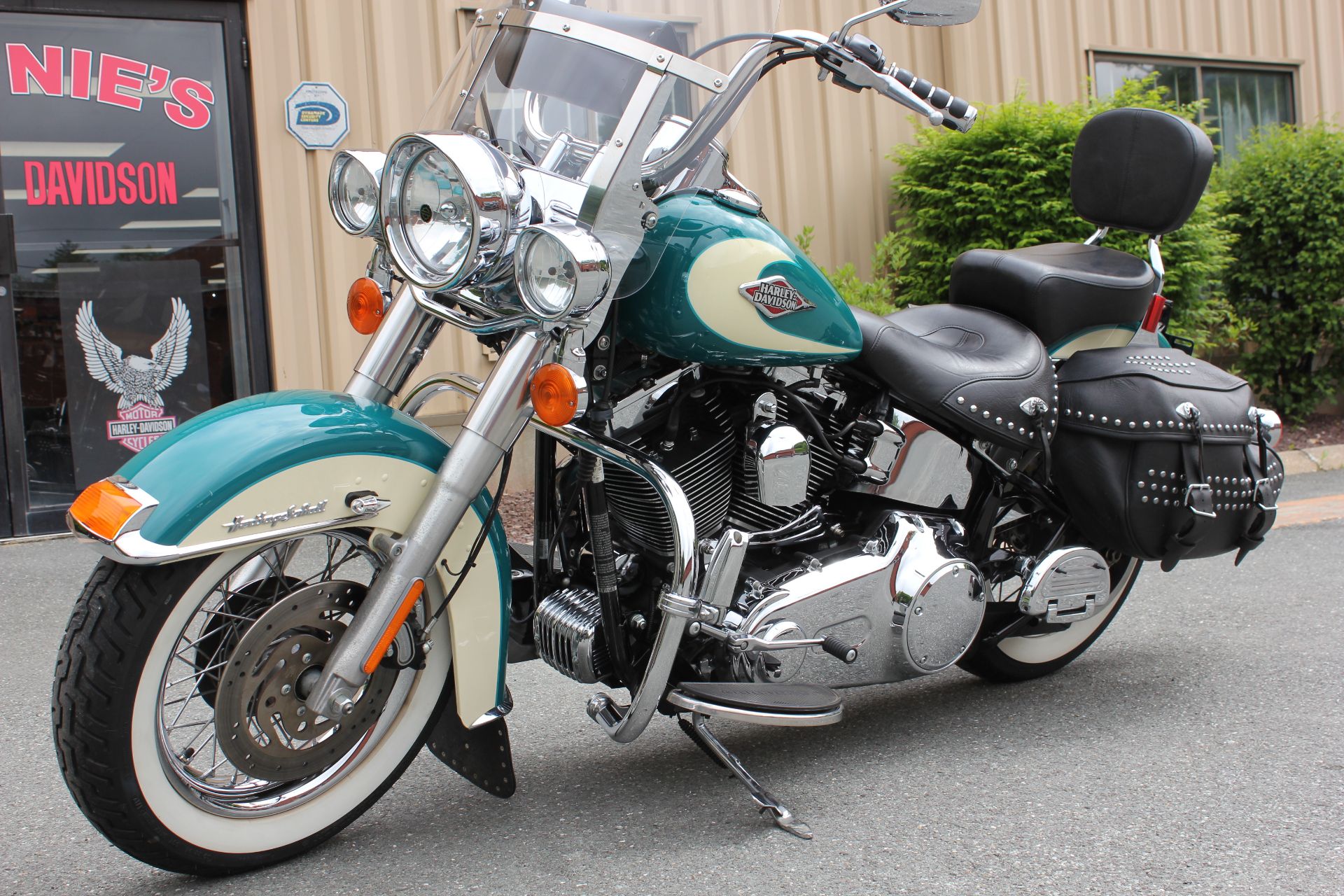 2009 Harley-Davidson HERITAGE SOFTAIL CLASSIC in Pittsfield, Massachusetts - Photo 2