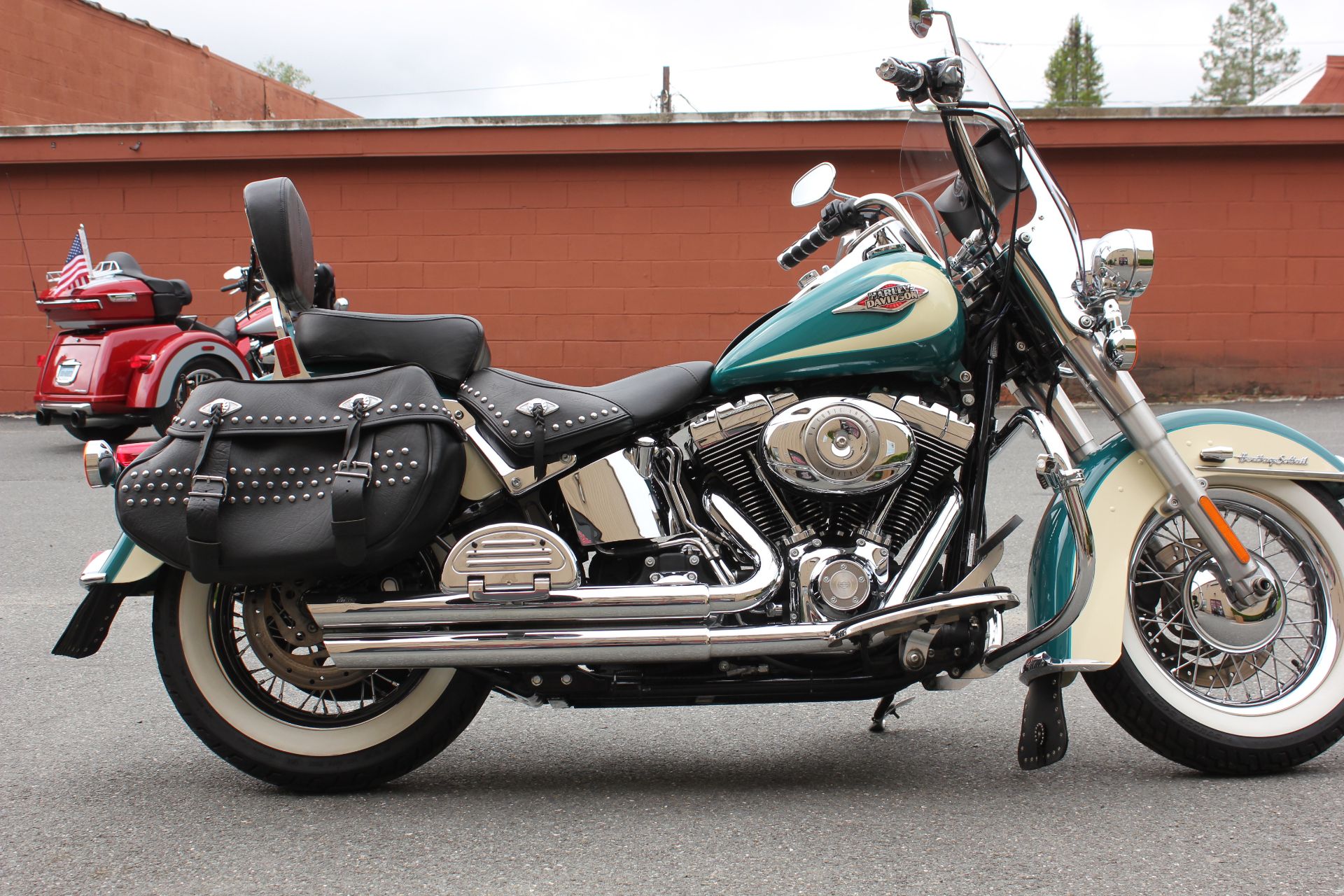 2009 Harley-Davidson HERITAGE SOFTAIL CLASSIC in Pittsfield, Massachusetts - Photo 4