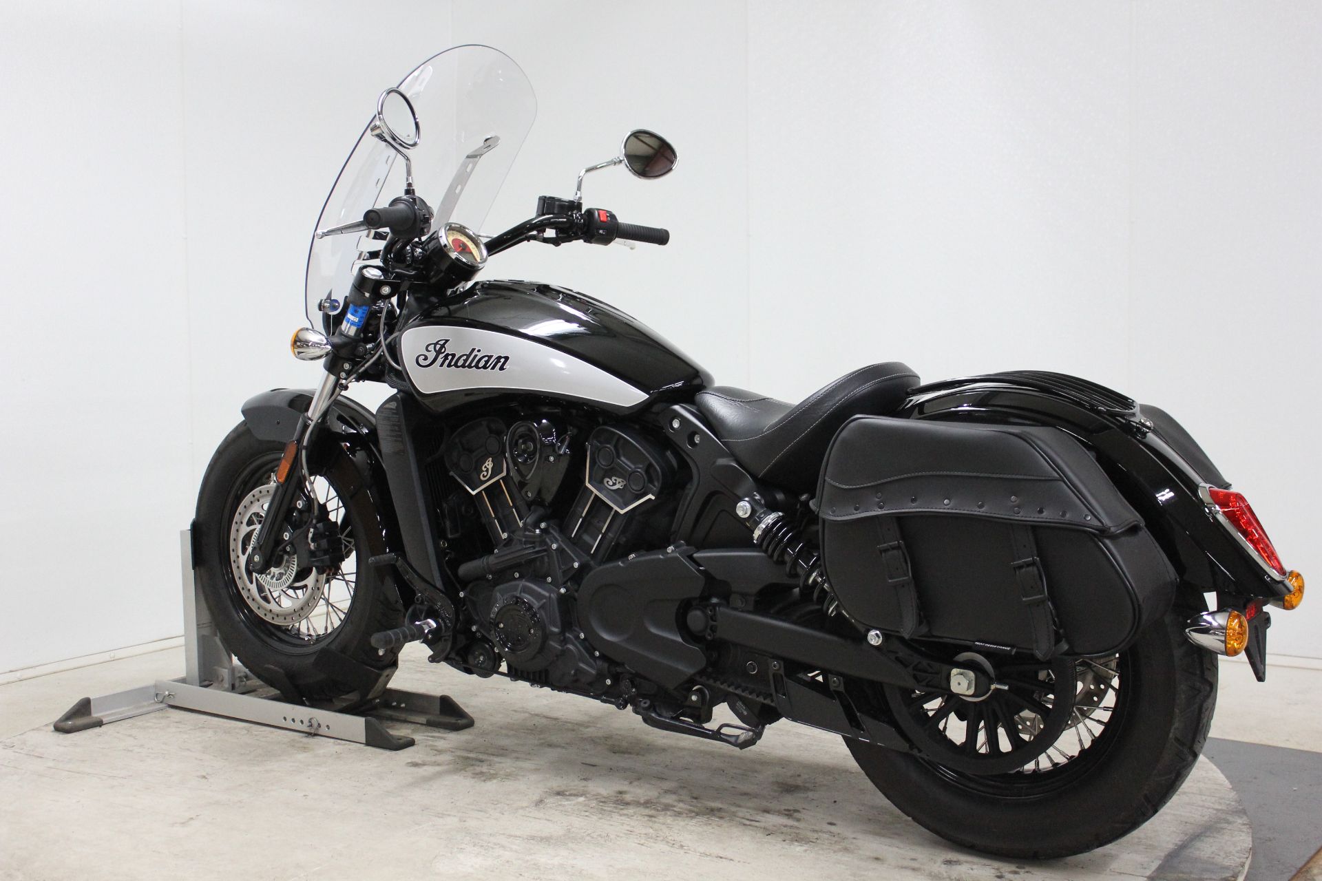 2020 Indian Scout® Sixty ABS in Pittsfield, Massachusetts - Photo 6