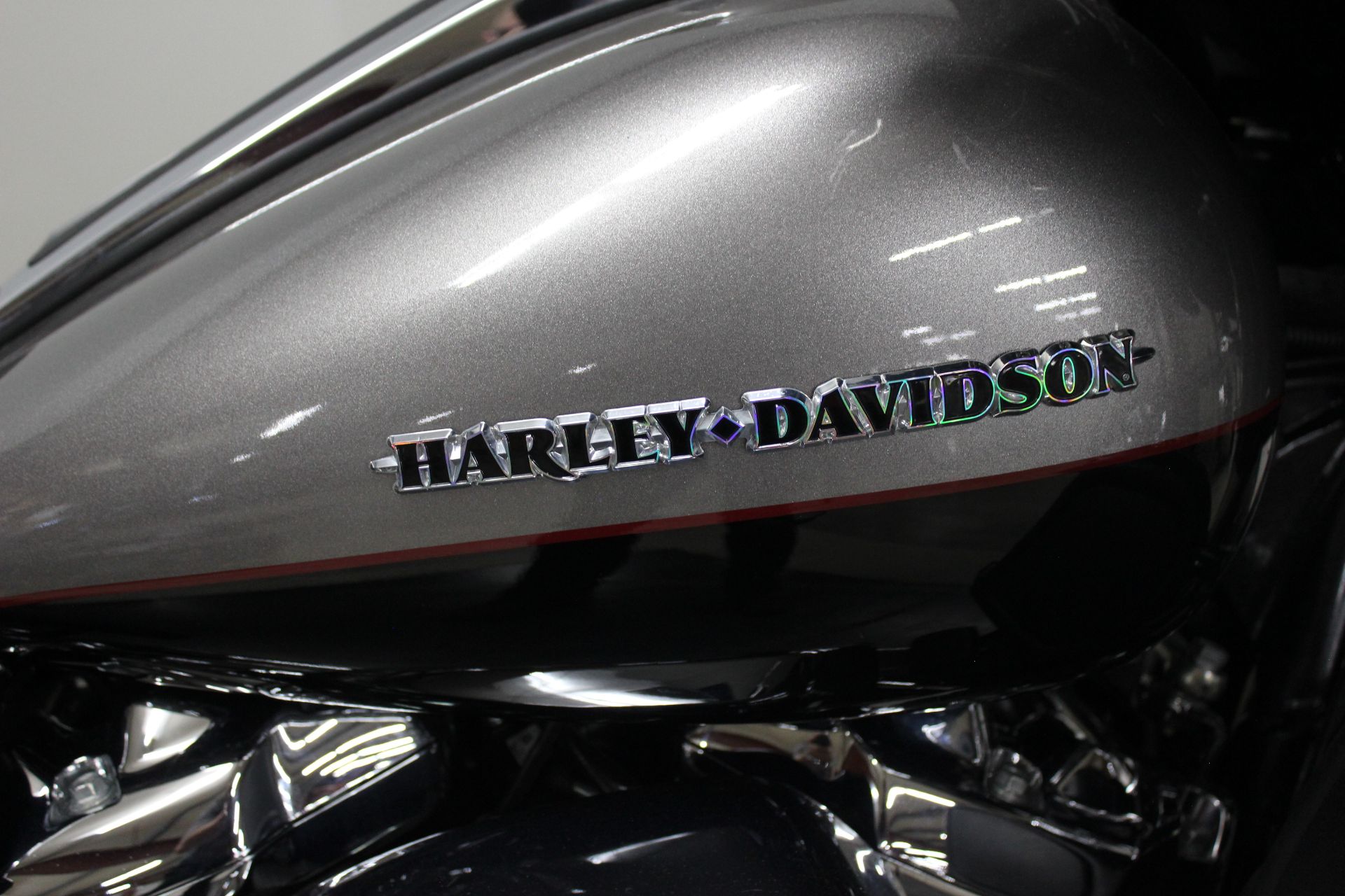 2017 Harley-Davidson ULTRA LIMITED in Pittsfield, Massachusetts - Photo 6