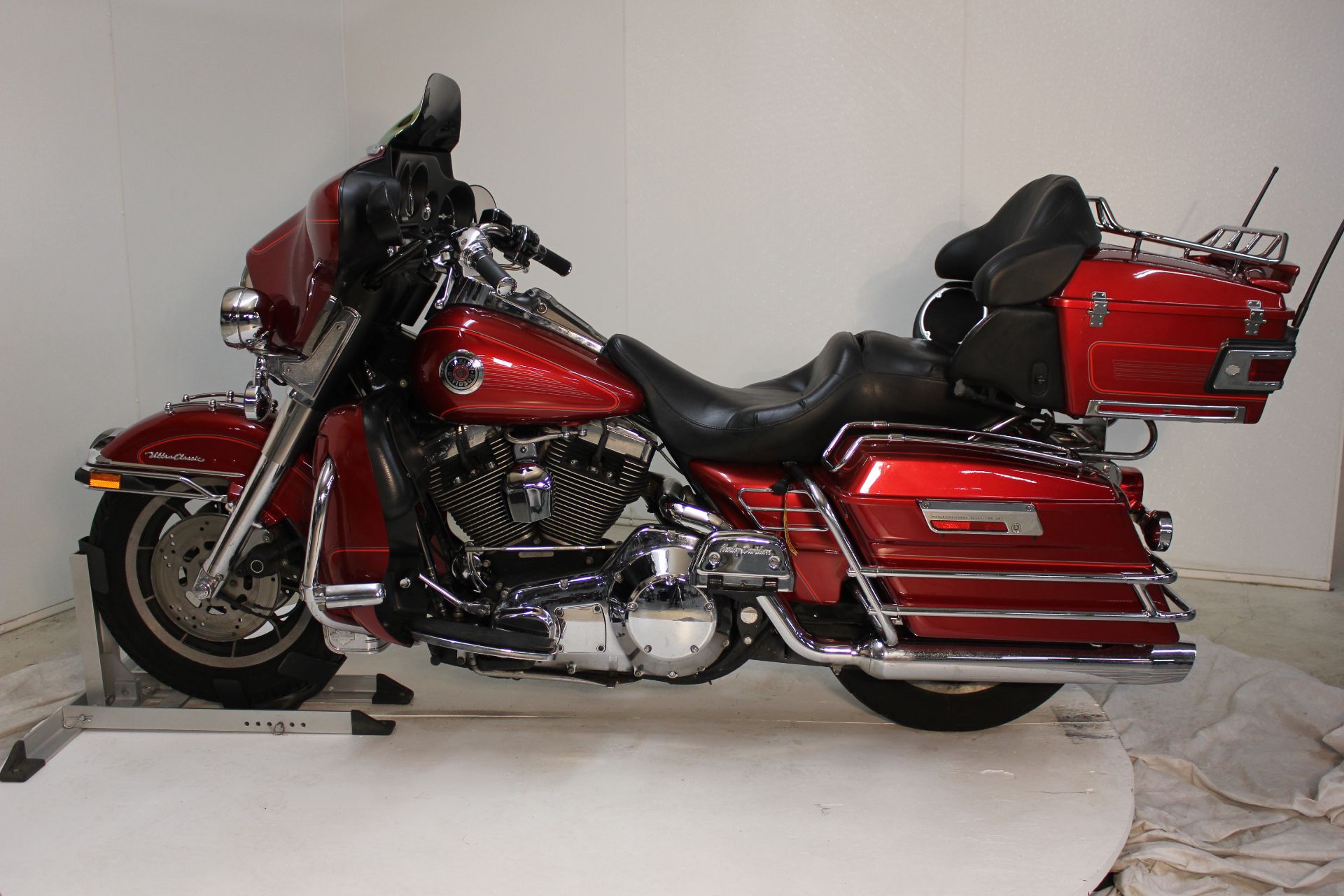 1999 Harley-Davidson FLHTCUI Ultra Classic® Electra Glide® in Pittsfield, Massachusetts - Photo 1
