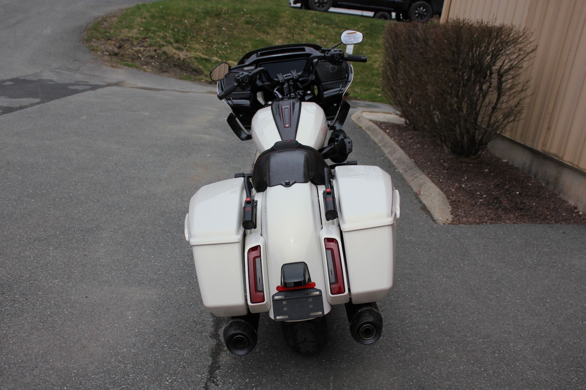 2024 Harley-Davidson CVO™ Road Glide® ST in Pittsfield, Massachusetts - Photo 3