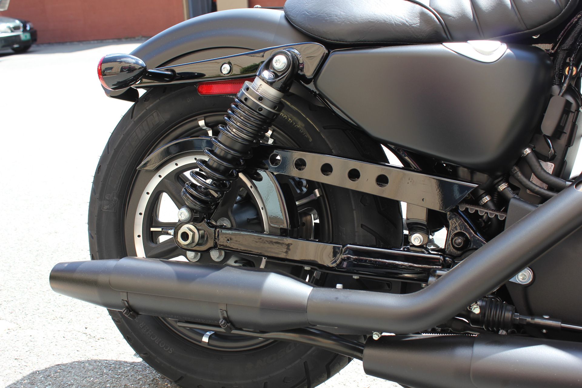 2022 Harley-Davidson Iron 883™ in Pittsfield, Massachusetts - Photo 8